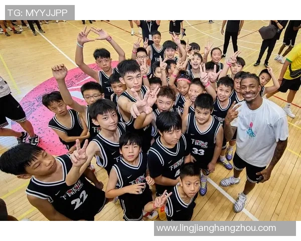 阜新启明星篮球队奋勇争先展现青春风采激励更多年轻人投身篮球运动